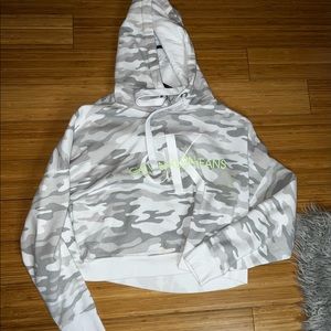 Calvin Klein small cropped camo hoodie